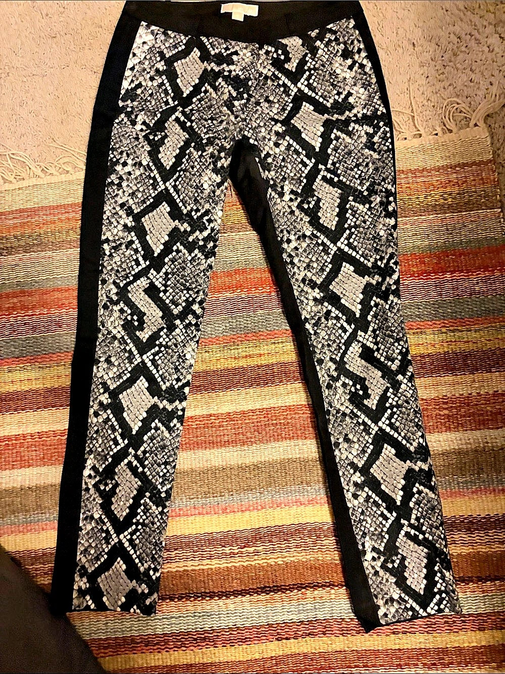 Michael Kors Women's Geometric Leggings in Black & White Size 8